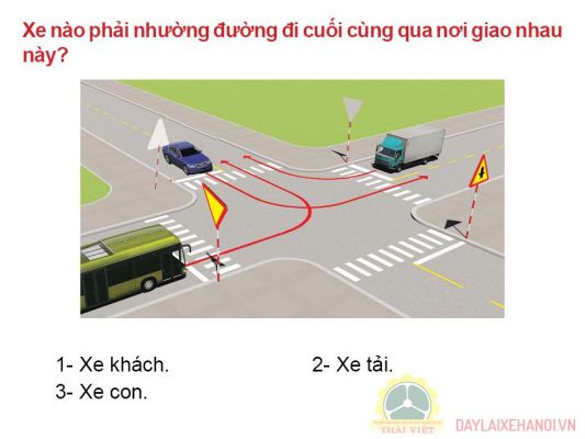 600-cau-hoi-ly-thuyet-lai-xe-496-533x400-3 600-cau-hoi-ly-thuyet-lai-xe-496