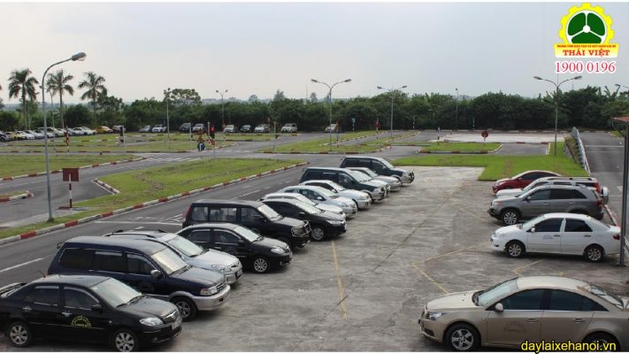 hoc-lai-xe-b2-thai-viet