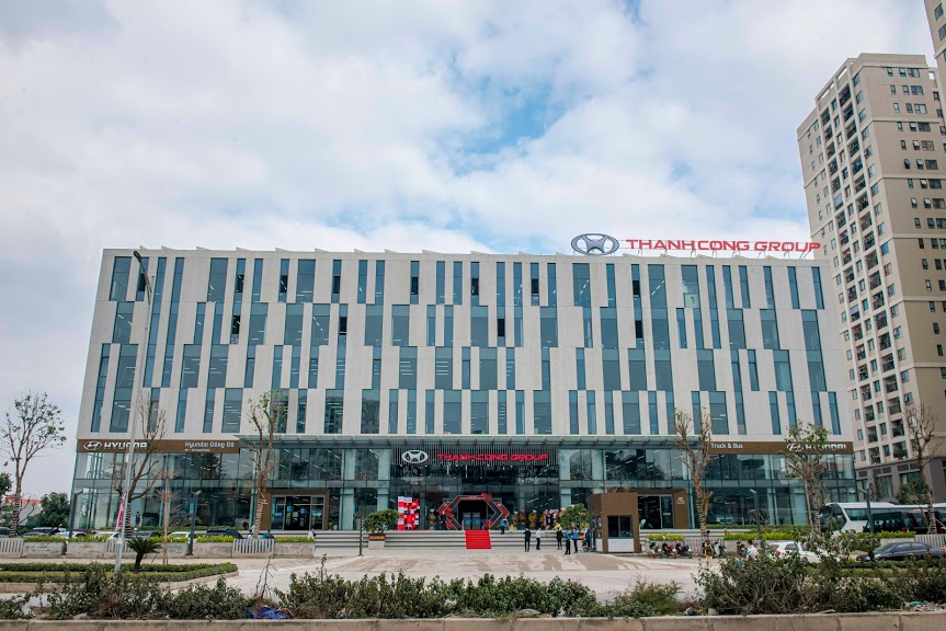 showroom xe hyundai phạm hùng tại cầu giấy, hà nội